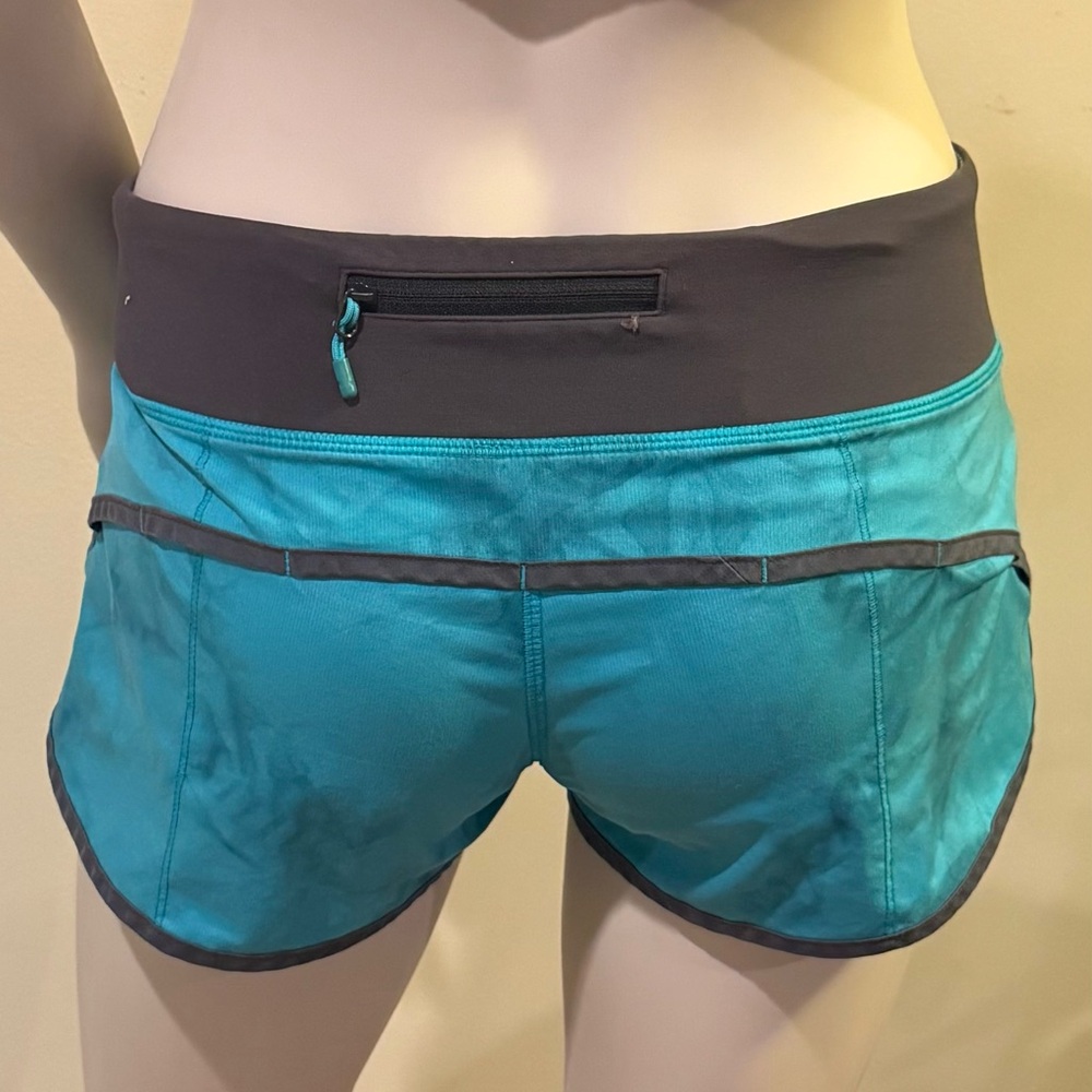 Lululemon Speed Up Shorts size 2/4